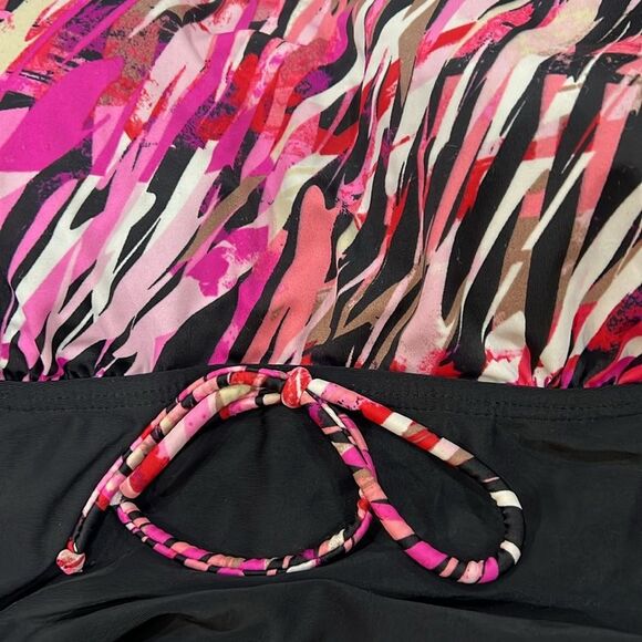 Swimwear 9 Items Mystery Box with Clues - Picture 9 of 10